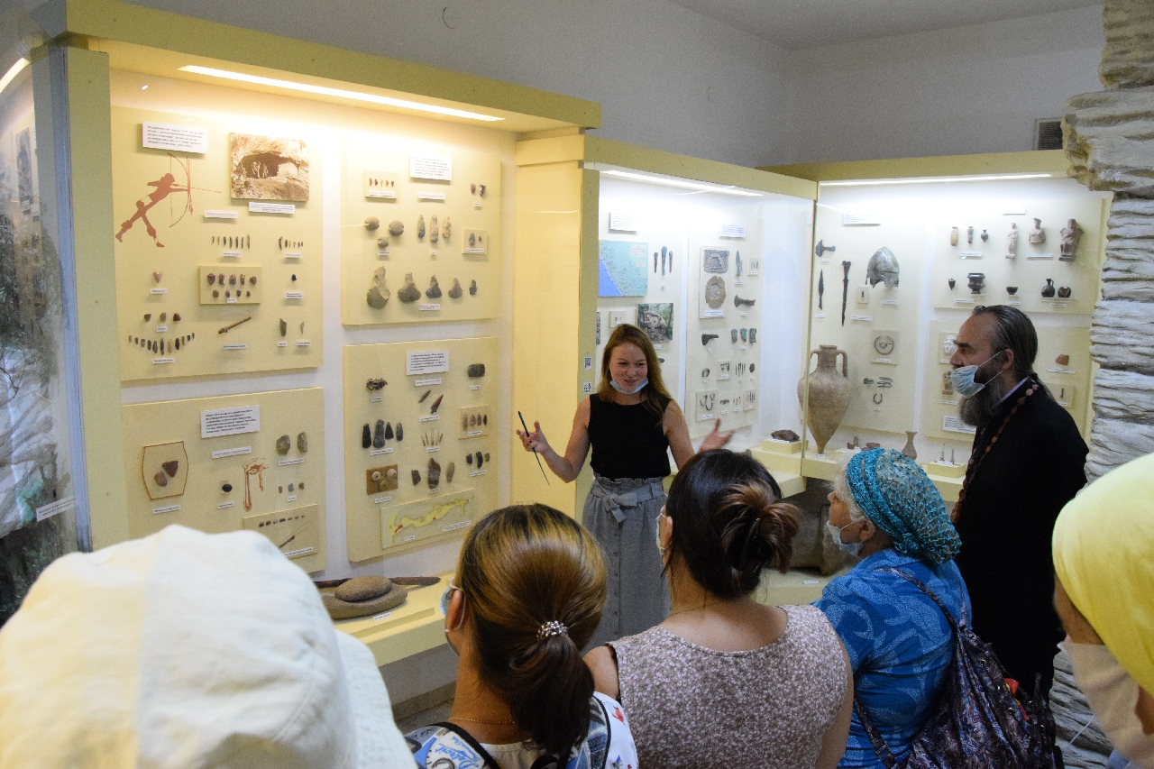 Участники воскресных Сретенских бесед посетили музей истории города-курорта Сочи