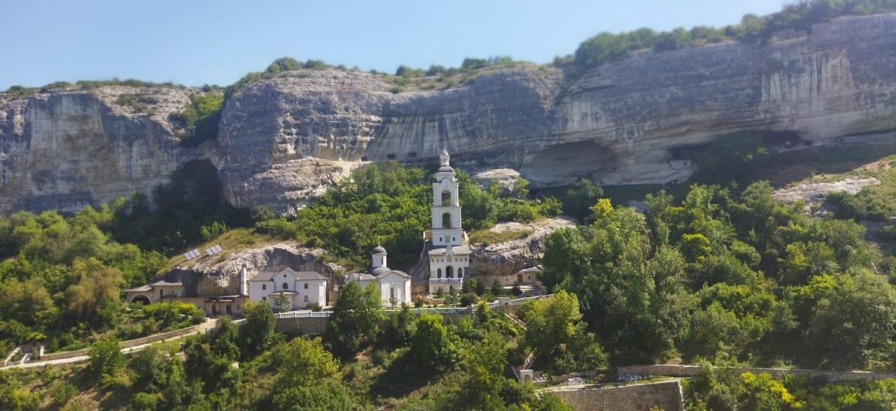 Преподаватель воскресной школы собора приняла участие в паломнической поездке в Крым